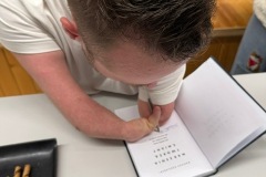 spotkanie-motywacyjne-zycie-z-niepelnosprawnoscia-mariusz-kedzierski-sp-klucze-2026-3