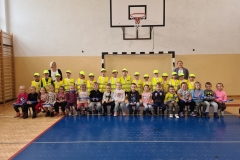 Odblaskowa-Szkola-Uczymy-przedszkolakow-bezpieczenstwa-na-drodze-SP-Klucze-2022-4
