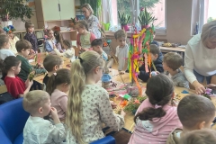 wielkanocne-warsztaty-z-przedszkolakami-sp-klucze-2026-5