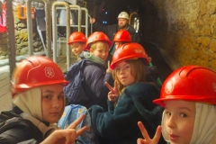 podziemna-przygoda-uczniow-klas-3b-i-4a-sp-klucze-2026-3