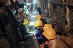 podziemna-przygoda-uczniow-klas-3b-i-4a-sp-klucze-2026-7