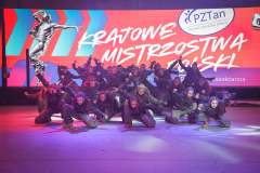 sukcesy-naszych-uczennic-na-krajowych-mistrzostwach-polskiego-zwiazku-tanca-sp-klucze-2026-8