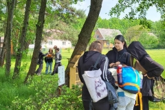 Warsztaty-biologiczne-w-Szarowie-Malopolska-Tarcza-Humanitarna-SP-Klucze-2023-6