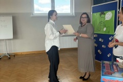 sukces-naszej-uczennicy-w-gminnym-konkursie-matematyka-w-finansach-sp-klucze-2026-4