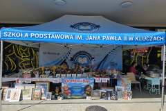 akcja-wolontariatu-podczas-xiii-pikniku-rodzinnego-sp-klucze-2026-5