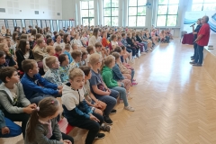 Bezpiecznie-wakacje-spotkanie-z-Policjantka-i-Ratownikiem-Wodnym-SP-Klucze-2023-5
