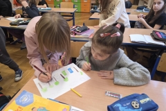 pierwsze-zajecia-ekologiczne-w-klasie-ii--ekoczynni-ii-fundacja-orlen-sp-klucze-2026-5