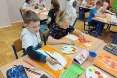 malowanie-z-milosci-niezwykle-warsztaty-uczniow-z-klasy-2c-sp-klucze-2026-4