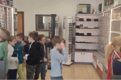 Wizyta-u-Optyka-klasa-2a-SP-Klucze-2023-8