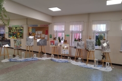 wystawa-prac-absolwentki-naszej-szkoly-natalii-oczki-sp-klucze-2023-14