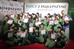 Taneczne-sukcesy-uczennic-naszej-szkoly-SP-Klucze-2023-3