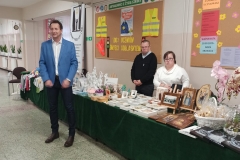 Warsztaty-Terapii-Zajeciowej-kiermasz-w-SP-Klucze-11