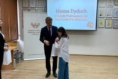 konkurs-maly-mistrz-pieknego-czytania-wyroznienie-hani-sp-klucze-2024-3