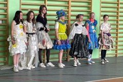 Pokaz-mody-ekologicznej-w-szkolach-podstawowych-powiatu-olkuskiego-SP-Klucze-2023-6