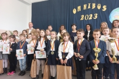 Sukces-naszej-uczennicy-z-klasy-3a-IGI-KACZOWKI-w-XIX-edycji-Powiatowego-Konkursu-OMNIBUS-SP-Klucze-2023-10