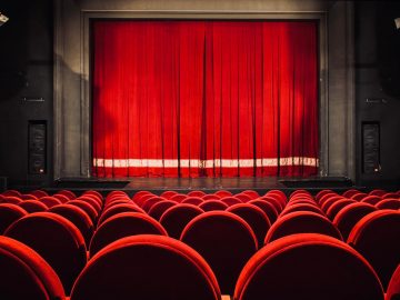 Wizyta w Teatrze Zagłębia w Sosnowcu, SP Kucze, listopad 2022