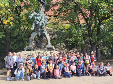 Klasy czwarte zwiedzają Kraków, SP Klucze 2023