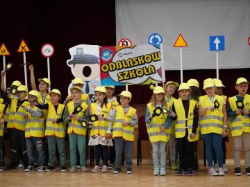 Odblaski w „ Pustynnej Oazie”, SP Klucze 2023