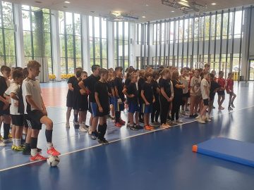 Zawody gminne piłka nożna halowa, SP Klucze 2023