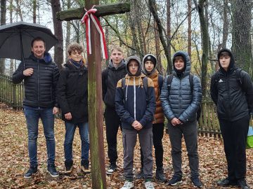 Wizyta na cmentarzu z czasów I wojny światowej, SP Klucze 2023