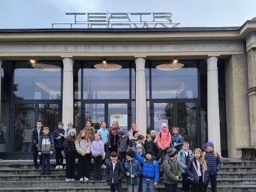 Poznajcie PIPPI - kl. 4b w Teatrze Ludowym w Krakowie, SP Klucze 2025