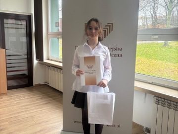 Wyróżnienie dla Sary Strózik w konkursie literackim, SP Klucze 2025