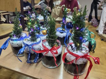 Ogrody w słoiku – ekologiczne upominki świąteczne, SP Klucze 2025