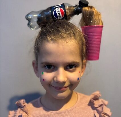 Link prowadzi do artykułu Dzień Szalonych Fryzur w naszej szkole, SP Klucze 2026