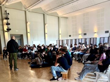 Link prowadzi do artykułu/postu: Warsztaty profilaktyczne pt. "Poznaj prawdę, a prawda Cię uwolni", spotkanie w auli szkolnej z klasami 6, 7 i 8.