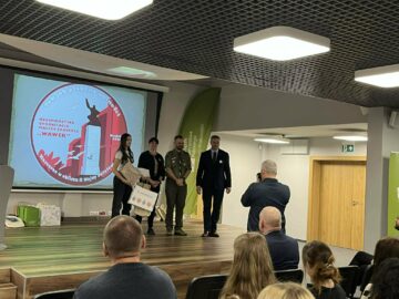 Link prowadzi do artykułu Natalia Barakomska w gronie laureatów konkursu TAK JAK PTAKI NA WOLNOŚCI, SP Klucze 2026