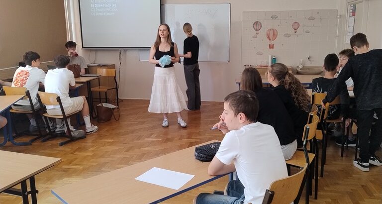 Link prowadzi do artykułu PROlekcje w naszej szkole