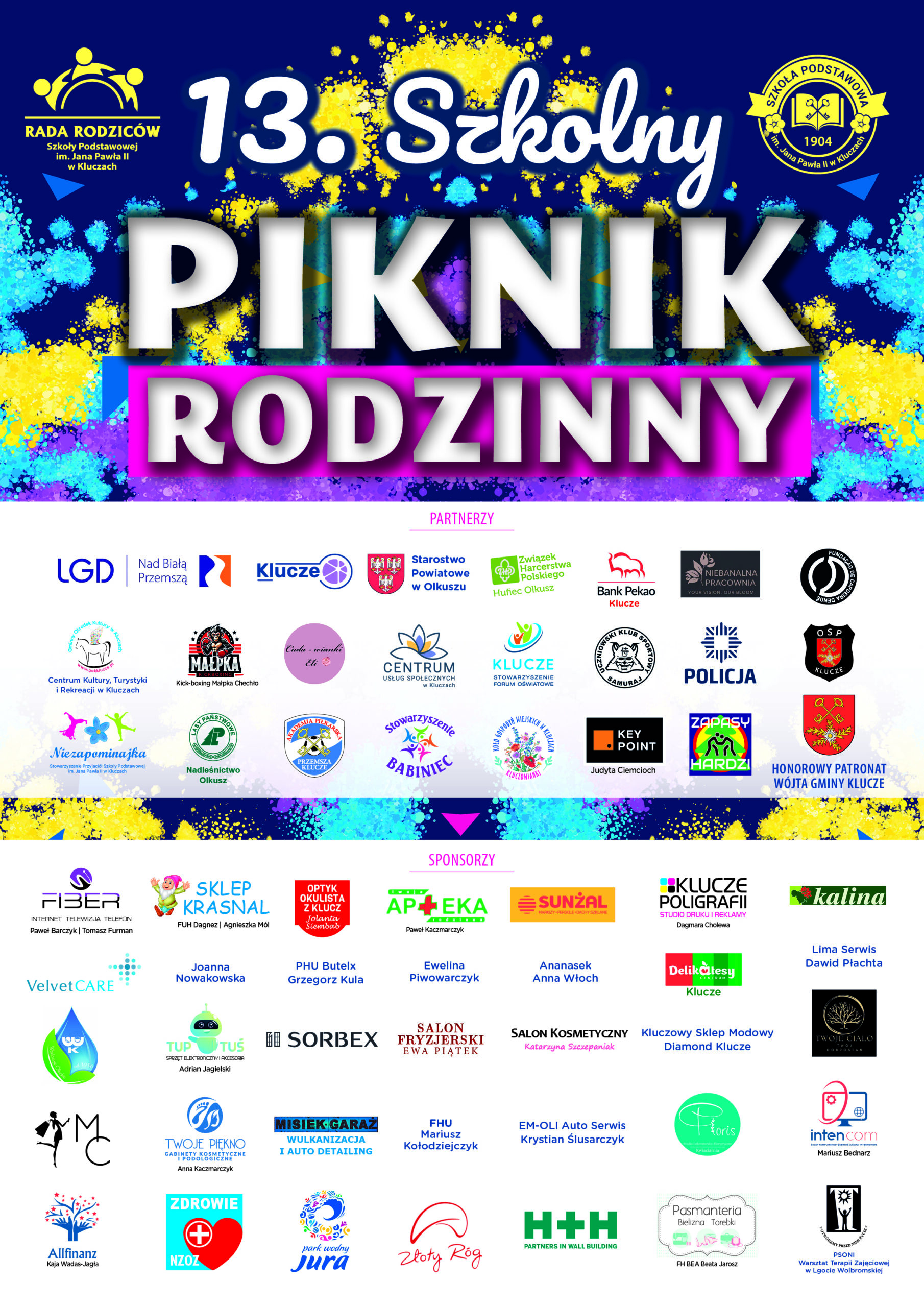 Plakat informujący o sponsorach i darczyńcach podczas 13 pikniku w szkole w Kluczach